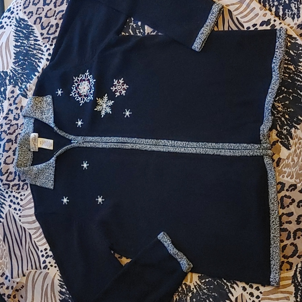 Carroll Reed Snowflake Button Up Sweater Sz M